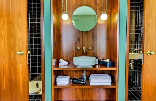 Bulle Hotel | Le Tonnelier