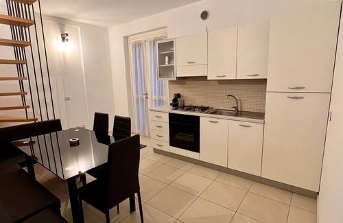 Peschiera del Garda Apartment | Le Torrette Twenty, TOP LOCATION, just a few minutes' walk to the lake and the center