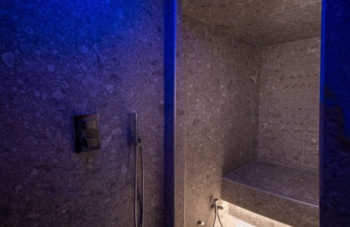 Lovere Old Town Bed & Breakfast | LE TORRI