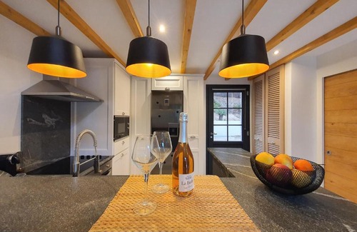 Le Puy-Sainte-Reparade House | Le Vallon des Pins