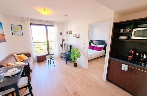 Vaise Apartment | Le Valmy: appartement lumineux au pied du métro