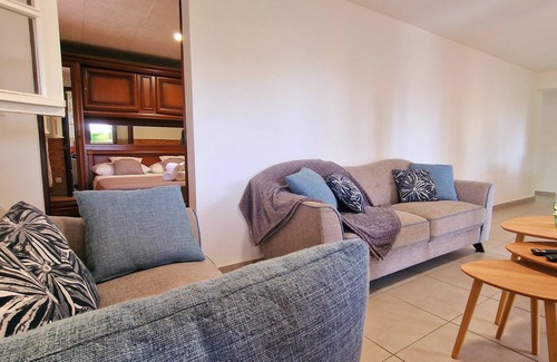La Plaine des Cafres House | Le verger de la plaine, Pretty house in the Cafres plain of for 10 people