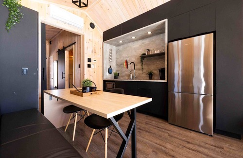 Saint Ferreol les Neiges Ski Chalet | Le Versant Mont-Sainte-Anne