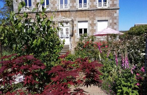 Landelles-et-Coupigny Bed & Breakfast | Le Vieux Notaire
