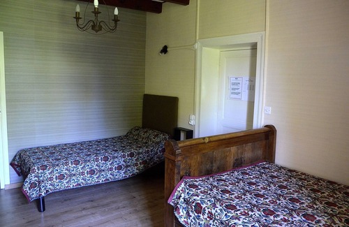 Reaux Bed & Breakfast | Le Vieux Noyer