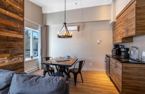 Sainte-Marguerite-du-Lac-Masson Apartment | Le Viking Resort
