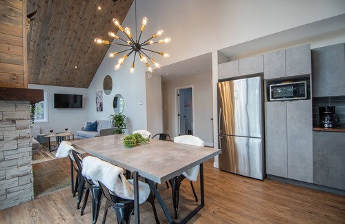 Saint Come Ski Chalet | Le Villa Joie: modern look/BBQ, Firepit and Spa