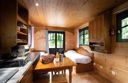 Chamberet RV Rental | Le Village des Monédières - Slowmoov