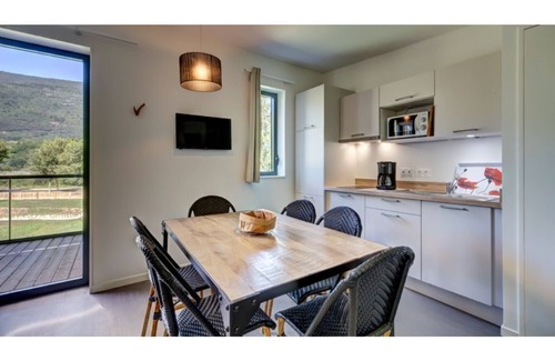 Motz Apartment | Le Village des Oiseaux Observatoire 3P6U