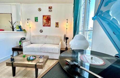 Pont-sur-Yonne Apartment | Le Vintage, centre, parking gratuit