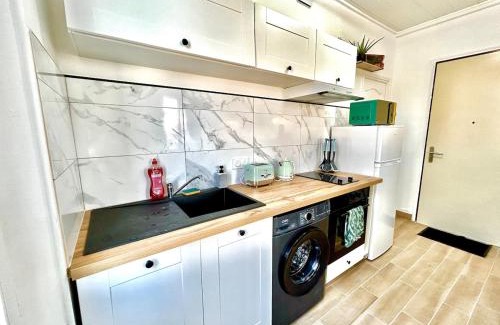 Pont-sur-Yonne Apartment | Le Vintage, centre, parking gratuit