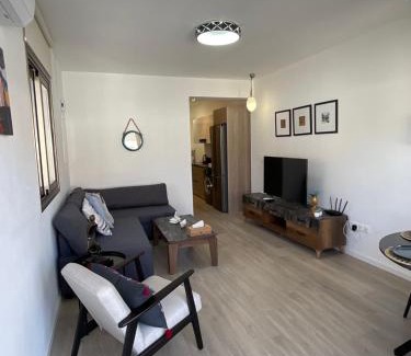Larnaca City Centre Apartment | Le Voyageur II