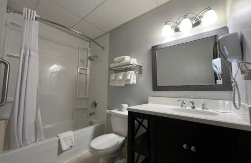 Mattawa Hotel | Le Voyageur Inn