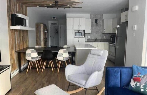 Saint-Mathieu-de-Rioux Ski Chalet | Le ZaMéSKI, chalet familial ski-in ski-out