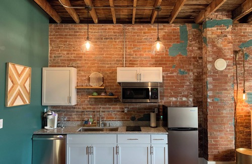 Lewisburg Apartment | Leader Loft, Cozy and Quaint
