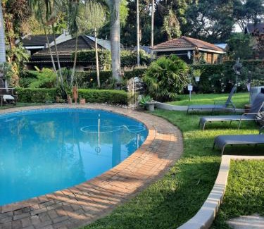 Tzaneen House | Leadwood Guesthouse