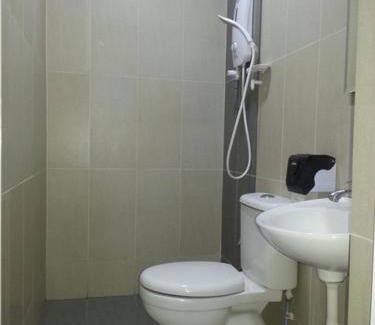 Taman Intan House | Leaf Guest House
