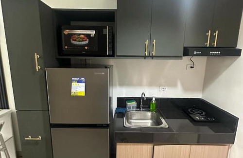 San Pedro House | Leaf Residences Alabang Muntinlupa Condotel