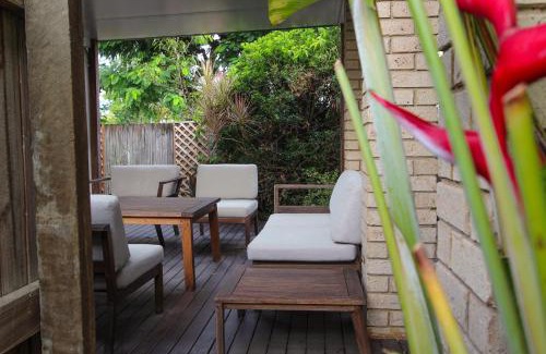 Nundah Apartment | Leafy Retreat Townhouse Near Airport & City