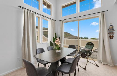 Makaha Valley House | Lealea by AvantStay Ocean Mountain Views