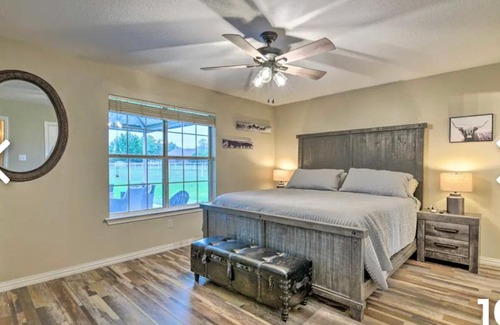 Granbury House | Leaping Toad Ranch