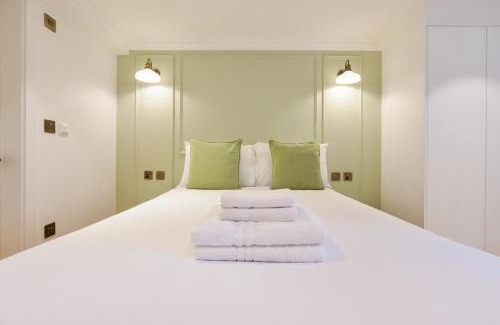 Farringdon Apartment | Leather Lane Concept Apartments