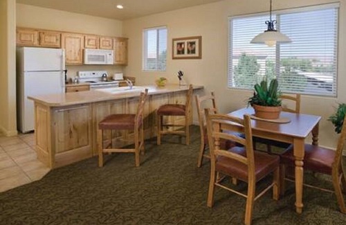 St. George Resort | Leave your worries at the door!