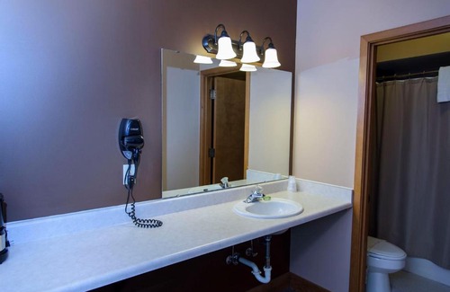 Ardenvoir Resort | Leavenworth Camping Resort Lakeview Lodge 2