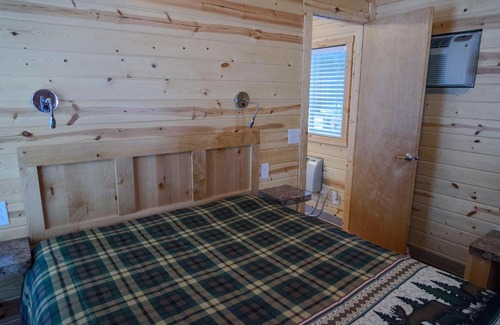 Ardenvoir Resort | Leavenworth Camping Resort Cottage 5