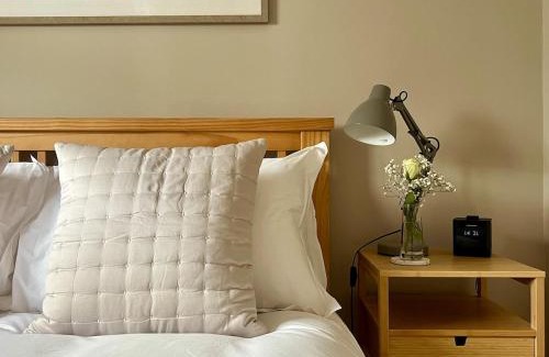 Frome House | Leaze Garden Cottage - Frome