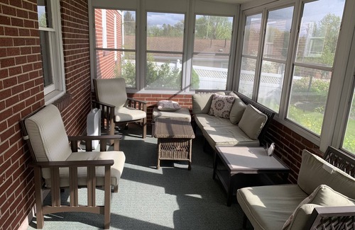 Lebanon House | Lebanon Single Home 30 minutes from Hershey 10 minutes to Lebanon Veterans