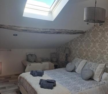 Izaut-de-l'Hotel Bed & Breakfast | Lecarréblanc