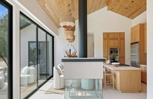 Malibu Other | Lechusa - Secluded Creative Compound: Luxury 2-Acre Estate w/Studio & Pool