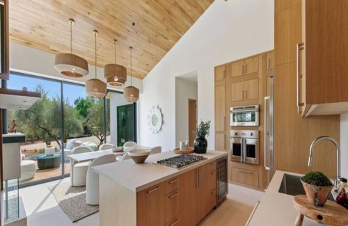 Malibu Other | Lechusa - Secluded Creative Compound: Luxury 2-Acre Estate w/Studio & Pool