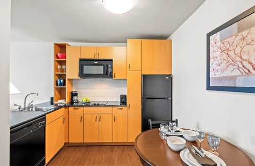 Buena Hotel | Ledgestone Suites Hotel Yakima