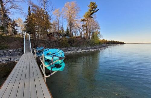 Suttons Bay House | Lee Point Classic Cabins on West Bay with Hot Tub