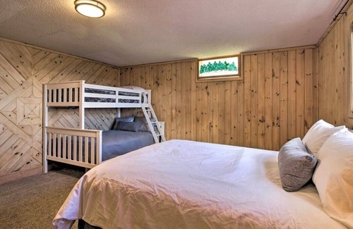 Walker House | Leech Lake Beauty: Spacious and Cozy lakefront home