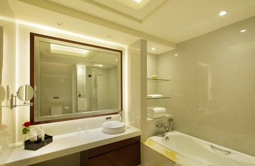 Guangzhou Hotel | Leeden Jingxi Hotel