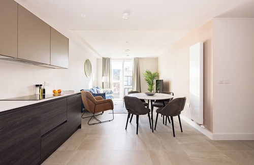 Leeds Apartment | Leeds Centre by Charles Hope