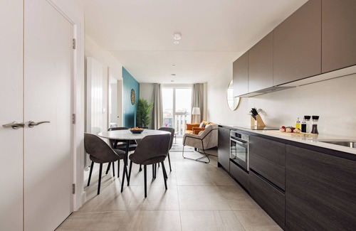 Leeds Apartment | Leeds Centre by Charles Hope