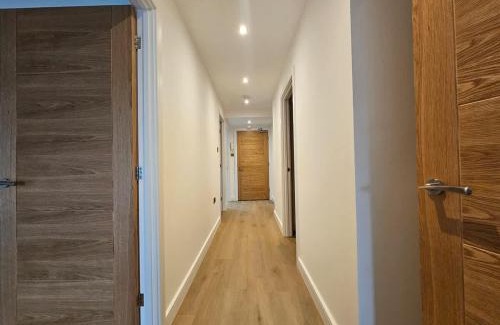 Leeds Apartment | Leeds City Centre 2BR Apartment - Luxury Stay with Private Terrace