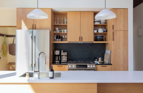 Leeds House | Leeds Longhouse: Scenic Views near Hudson + Hunter
