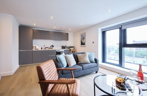 Leeds Apartment | Leeds Luxury Penthouse with Private Terrace. City Centre!