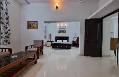 Jabalpur Apartment | Leela Homestay Jabalpur - Lily - 2 BHK Luxury appartment