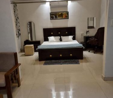 Jabalpur Apartment | Leela Homestay Jabalpur - Lily - 2 BHK Luxury appartment