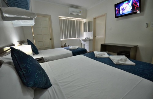 Ingham Hotel | Lees Hotel