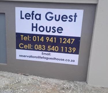 Kareeberg House | Lefa Guesthouse