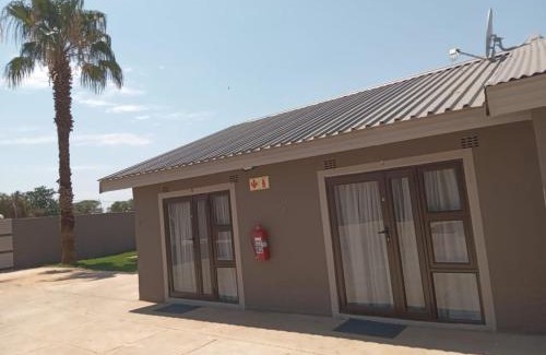 Kareeberg House | Lefa Guesthouse