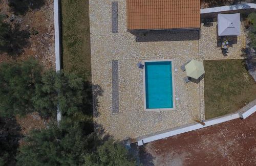 Evgiros House | Lefkolia Retreat