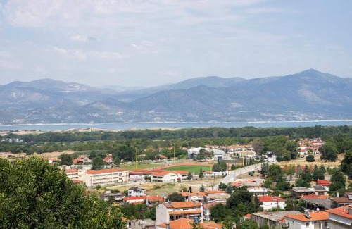 Servia House | Lefti's